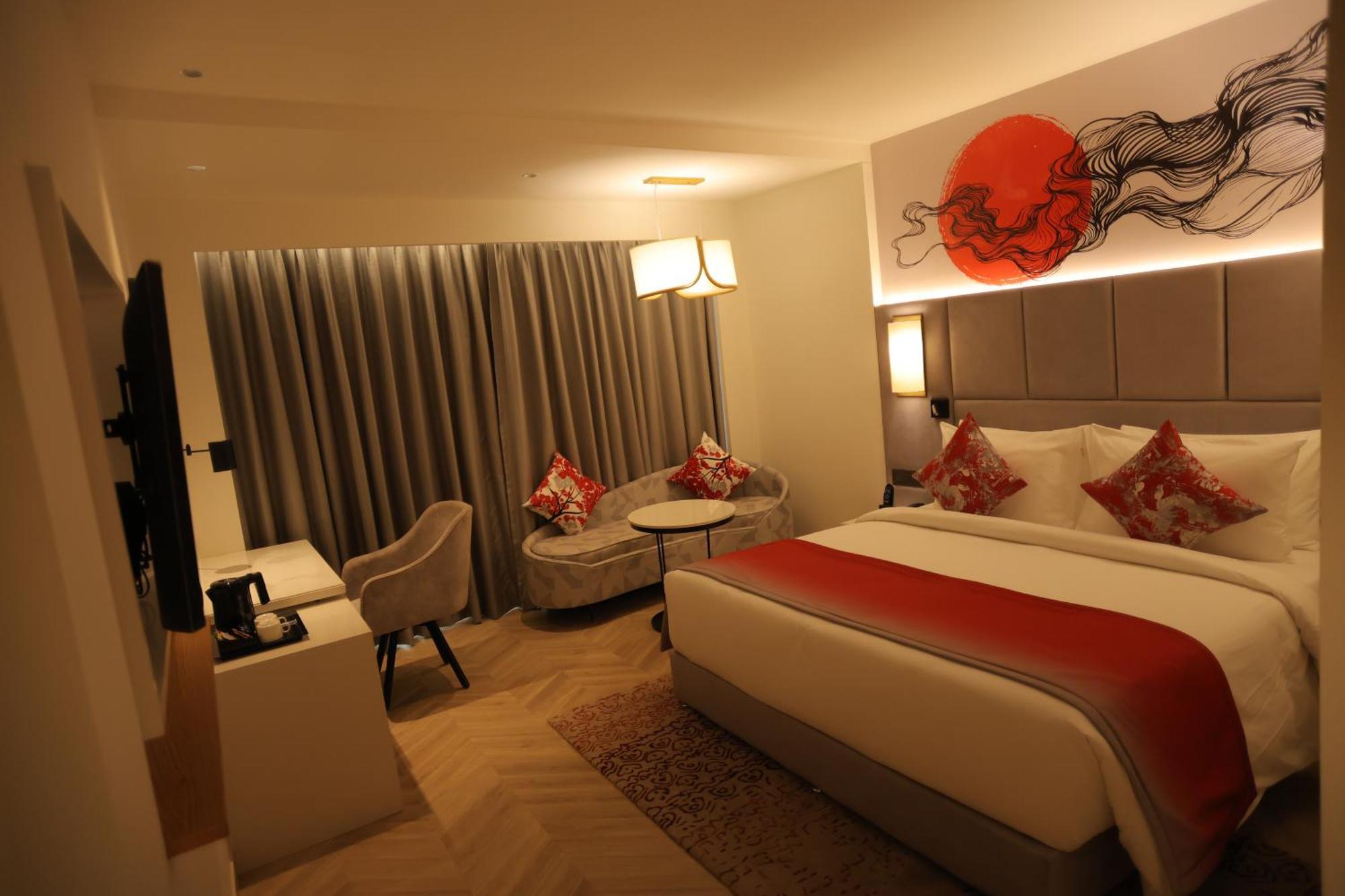 Ramada By Wyndham Gorakhpur Gorakhnath Mandir Road Exterior foto